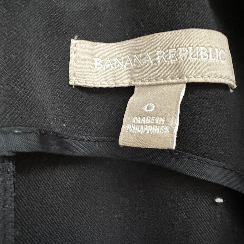 Banana‎ Republic Classic Black Midi Dress - Picture 2 of 3